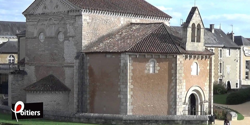 video-decouverte-patrimoine-poitiers